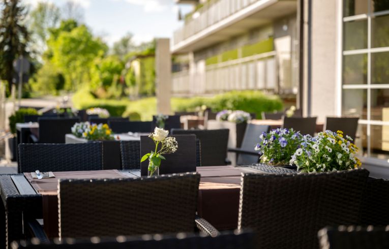 Terrasse im Sommer im Reibener-Hof